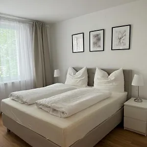 sunny-and-elegant-apartament-in-central-location-graz.graz-austria-hotels.com/